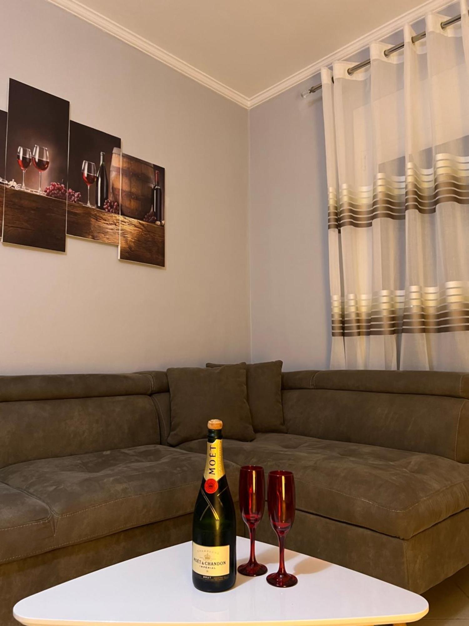 Sunset Apartments Lungomare Vlorë Exterior foto
