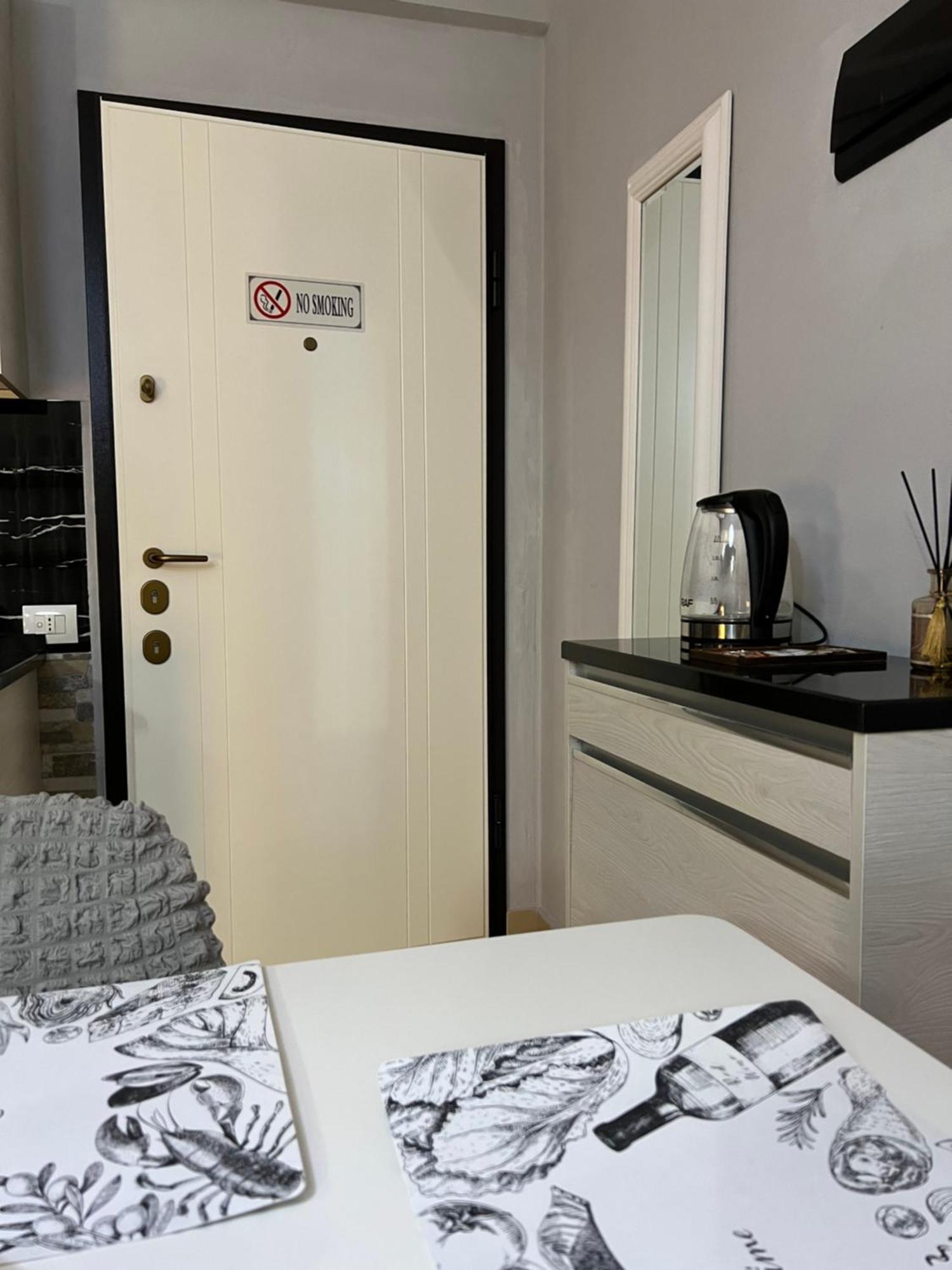 Sunset Apartments Lungomare Vlorë Exterior foto
